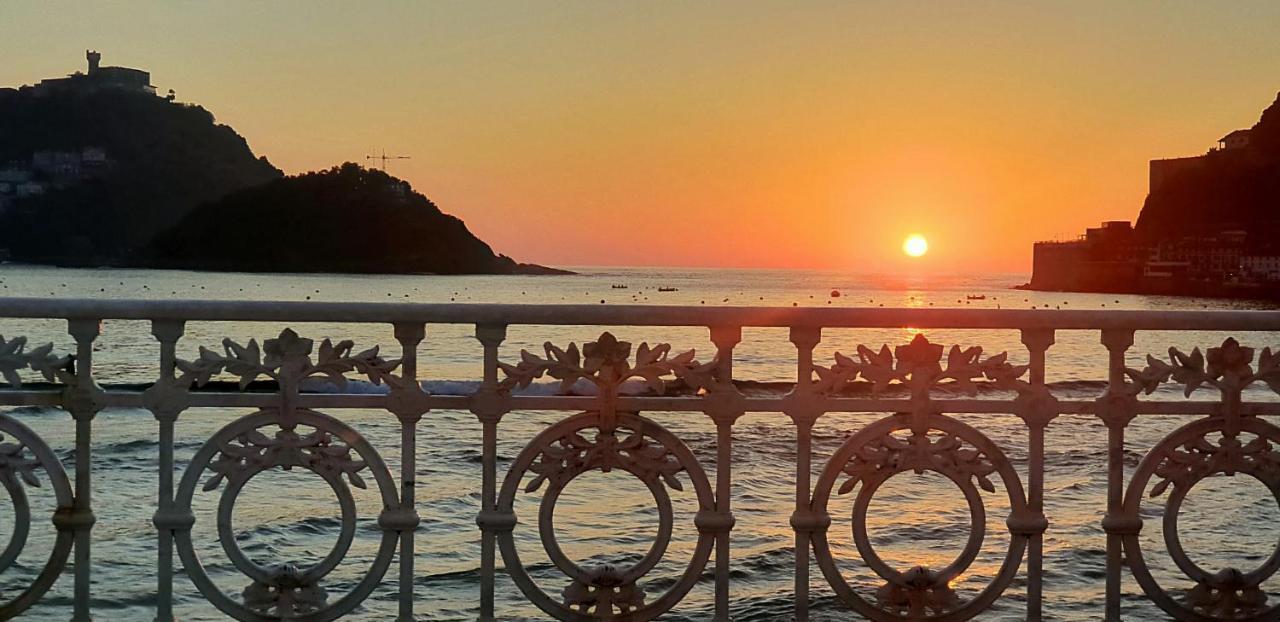 Pension Nuevas Artes San Sebastián Dış mekan fotoğraf
